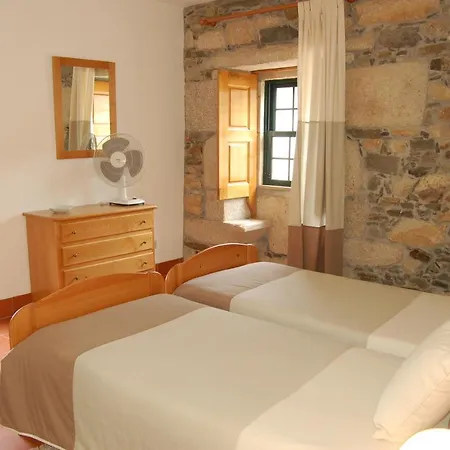 Quinta Das Brolhas Hébergement de vacances *